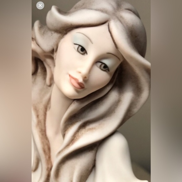 Giuseppe Armani Ecstasy woman model 1818F Italian sculpture. - Picture 2 of 14